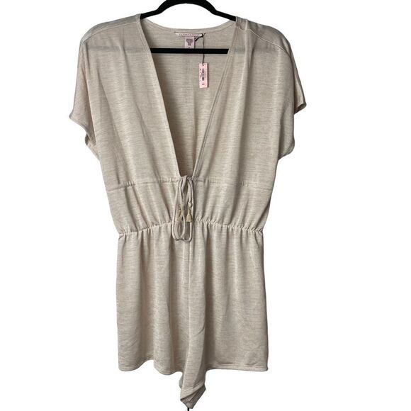 NWT Victoria Secret Cream Beige Sleep Romper size M Short Sleeve V Neck - Picture 1 of 9